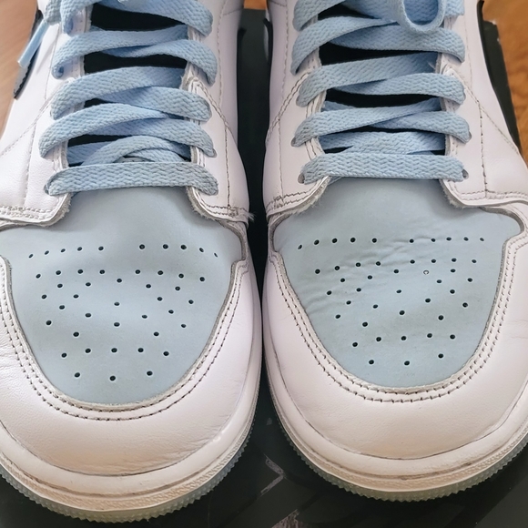 Nike Men's Air Jordan 1 Mid SE - Picture 6 of 7